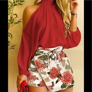 🎉New Darling Cold Shoulder Shorted Top With Houndstooth Print Tie Shorts